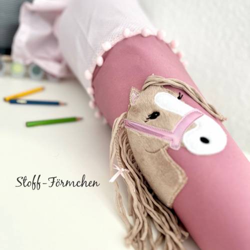 Schultüte mit Pony Lulu-Applikation hellbraun inkl. Namensstick