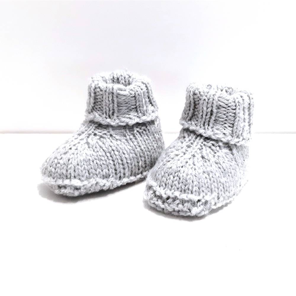 Strickanleitung für Babyschuhe mit Variation in Deutscher Sprache Bild 4