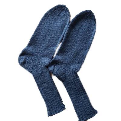 Taubenblaue handgestrickte Wollsocken 38/39 Unisex – Yogasocken aus Franken