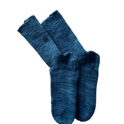 Handgestrickte türkisblaue Wollsocken 37/38 Unisex – Yogasocken aus Franken