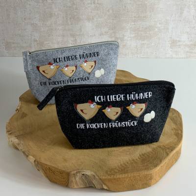 Ich liebe Hühner ... - Kosmetiktasche aus Filz - kleine Kulturtasche - kleines Geschenk für Freunde - Hühnerliebe