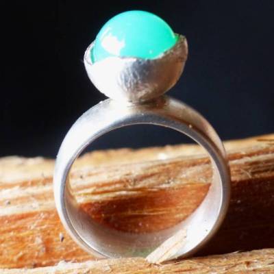 Silberring mit leuchtendem grünen Chrysopras – handgefertigtes Unikat aus 925 Silber, & reizendes Geschenk,