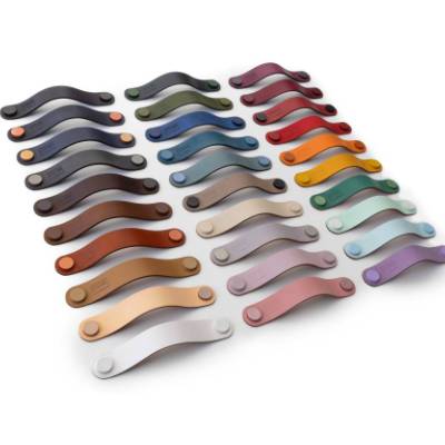 Ledergriffe Serie Arc nach Maß – Handgefertigte Möbelgriffe aus Premium Leder | Deutsche Manufaktur