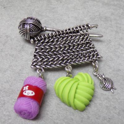 Stricken Häkeln  Schmucknadel Brosche Handarbeit