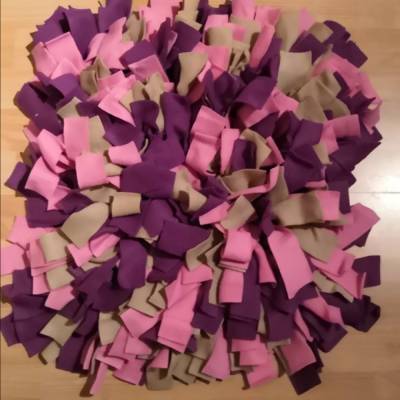 Schnüffelteppich in rosa-lila-beige für Hunde