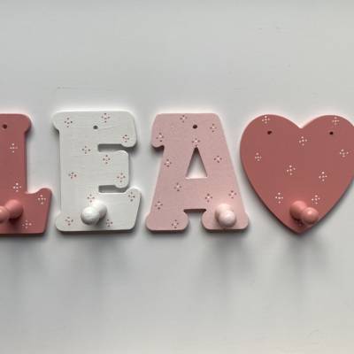 Buchstabengarderobe Kleiderhaken Garderobenhaken Kinderzimmer 