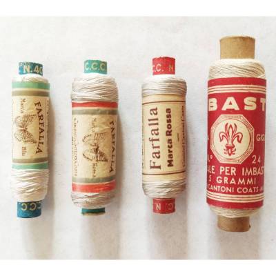 Vintage Italienisches Heftgarn um 1900 Sammlerobjekt FARFALLA IMBASTO Nähgarn Heftfaden weiß beige
