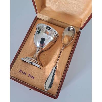 800 *** Taufgeschenk Eierbecher und Löffel ***
