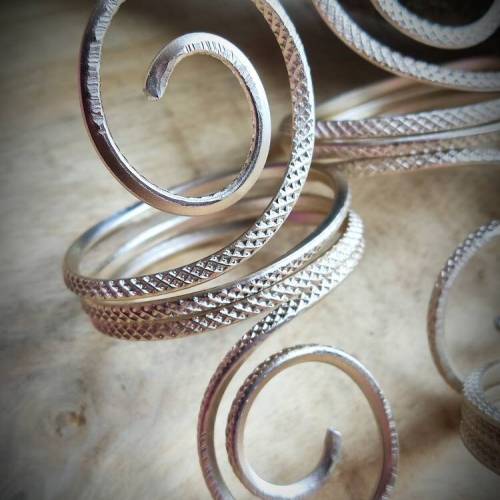 Drahtjuwel Serviettenhalter Aluminium, hellgoldplatinfarben Serviettenspangen ,Serviettenringe Weihnachtsgeschenk Tischd