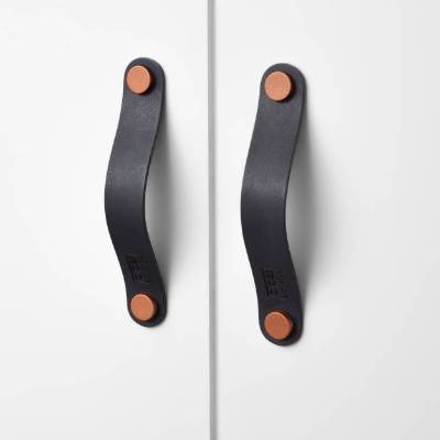 Ledergriffe Midnight Serie "Arc" handgefertigte Möbelgriffe in schwarz blau / Schrankgriffe in 30 Farben