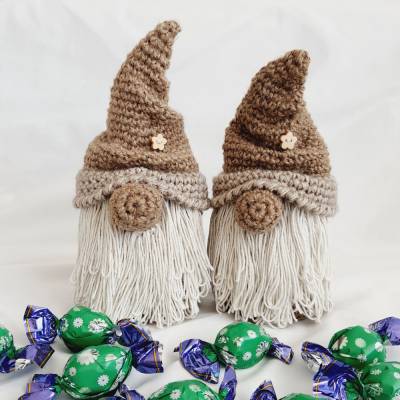 Handgefertigte Ostern Zwerge aus Jute mit Innenfach für Geschenke - Ostern