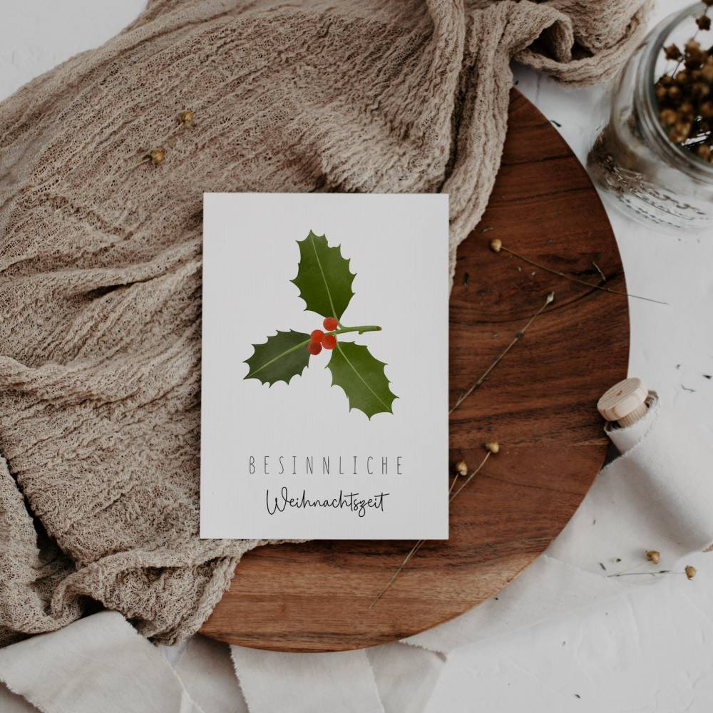 Postkarte Weihnachten Beeren A6 weihnachtliche Grußkarte - Tannenzweig Weihnachtskarte - Grußkarte besinnliche Weihnacht Bild 2