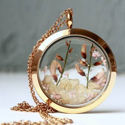 Kette Medaillon Blüte rosa rosegold Edelstahl Natur Garten Blume Geschenk Frauen