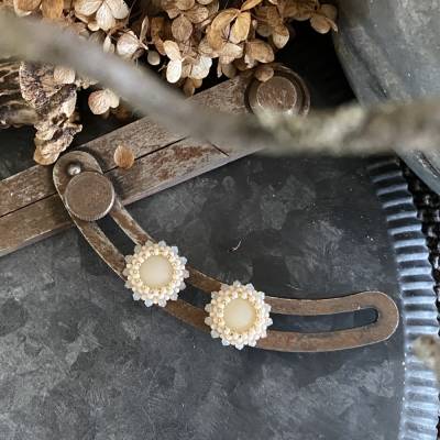 ! Kundenauftrag ! Ohrstecker • Blomma • leicht & angenehm zu tragen