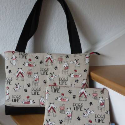 Umhängetasche spielende Hunde Kosmetiktasche