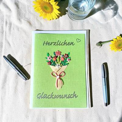 Handgefertigte Glückwunschkarte mit Blumenstrauß – Klappkarte grün, silberner Schriftzug, Unikat mit Umschlag