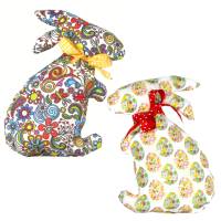 Osterhasen Stoffhasen 2er Set – Bunte Deko Hasen aus Baumwollstoff, Handarbeit