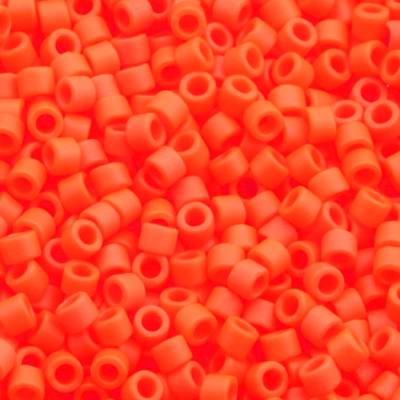 DB0752 Matte Opaque Orange Miyuki Delica 11/0 Japanische Zylinderperlen 1,6mm 5g