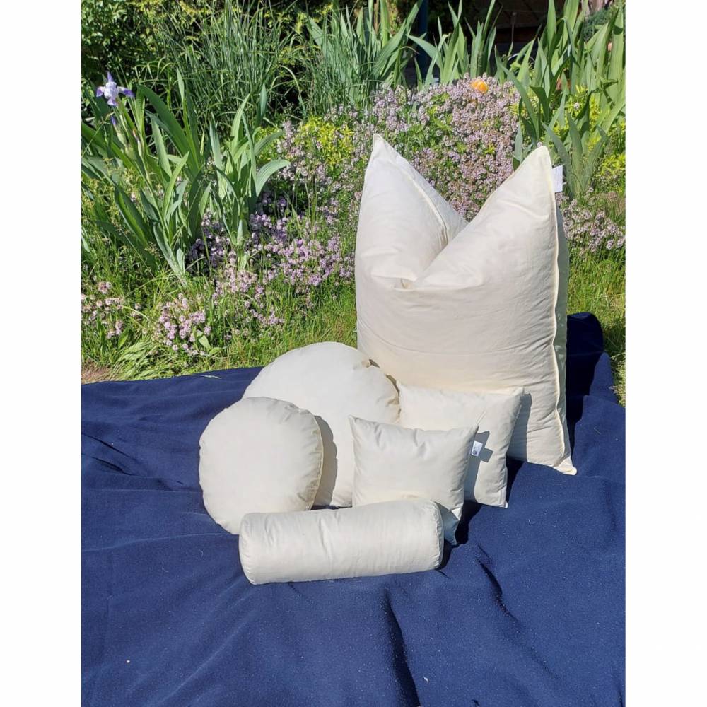 45 x 45 cm Daunenkissen mit sehr soften 300g Daunenfüllung Füllkissen Sitzkissen Kuschelkissen Innenkissen Kissen Bild 7