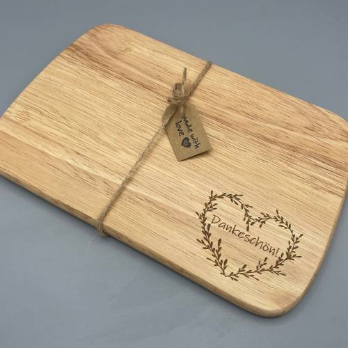 Frühstücksbrett mit individueller Gravur aus Holz