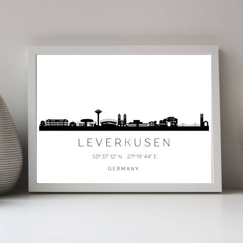 Poster LEVERKUSEN SKYLINE mit Koordinaten | Heimat Stadt | Stadtposter | Personalisiert | Sehenswürdigkeiten Geschenk | 