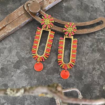 Individuelle  Ohrhänger • Lilly & Lola • außergewöhnlich, bunt, frech, einzigartiger Hingucker am Ohr