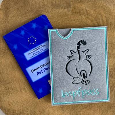 Impfpasshülle Katze – Filzhülle für EU-Heimtierausweis – Geschenk für Katzenbesitzer
