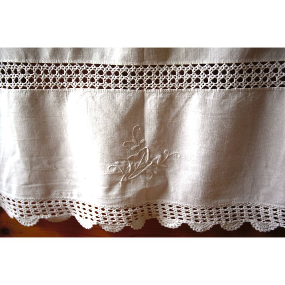 weisse Vintage Tischdecke Richelieu Stickerei Spitze