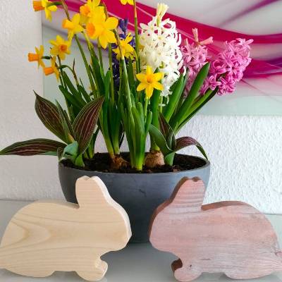 Osterhase aus Holz / Hase / natur oder metallic