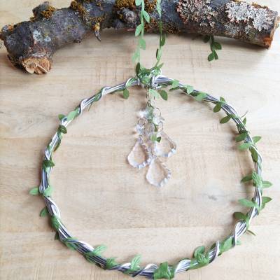 Fensterkranz, Sonnenfänger, Blumenkranz,Hängekristall