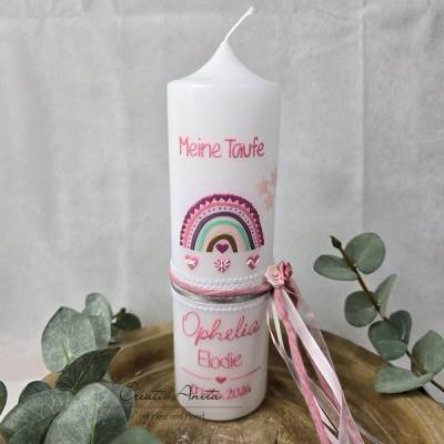 Taufkerze weiß-beere glatt verziert mit Regenbogen Herzen und christlichen Symbolen