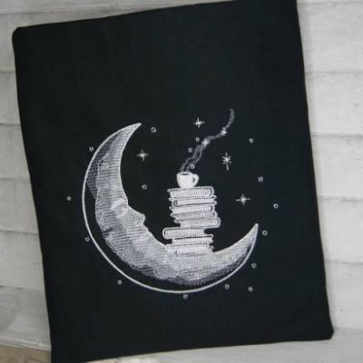 Buchhülle, Buchtasche mit Stickerei Büchermond