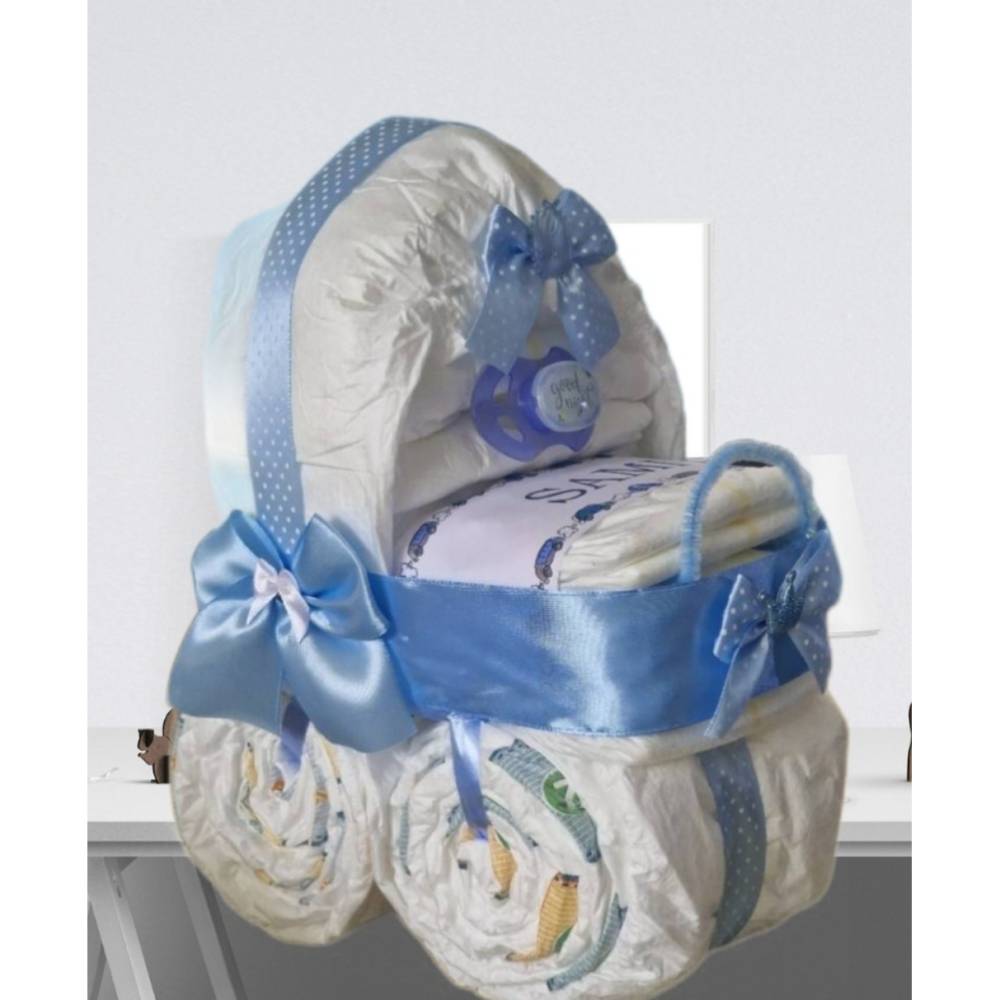 Windeltorte Kinderwagen Junge blau mit Schnuller personalisiert
