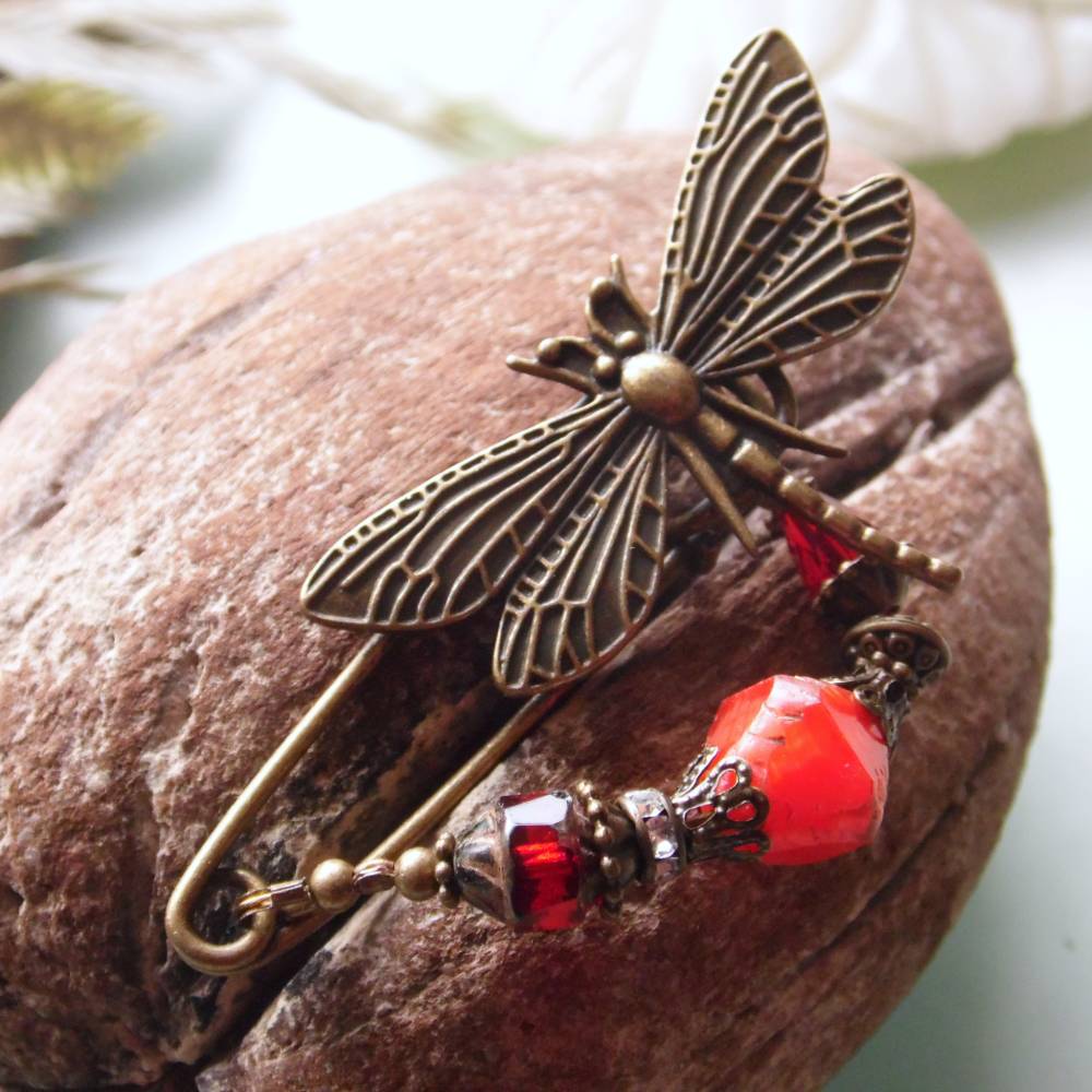 Anstecknadel Libelle Feuerfarben im Jugendstil  Tuchnadel mit Perlen in Rottönen N-7-AB-42 Bild 3