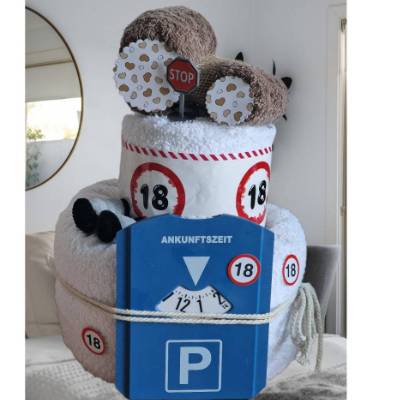 Handtuchtorte Führerschein bestanden Auto Geschenk aus Handtücher 18. Geburtstag Führerschein volljä
